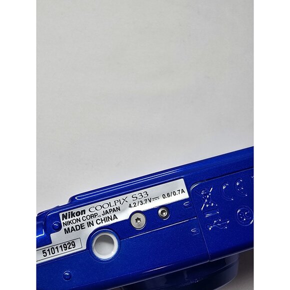 Nikon COOLPIX S33 13.1MP 3x Zoom Waterproof Compact Digital Camera Blue - Picture 4 of 13
